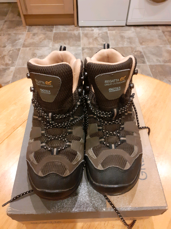 regatta burrell boots